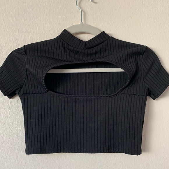 Boohoo Croptop - Picture 2 of 4